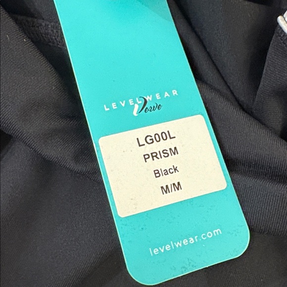 NWT [Levelwear] Indiana Hoosiers NCAA Team Logo Black Leggings Women’s Sz Medium - Picture 12 of 12